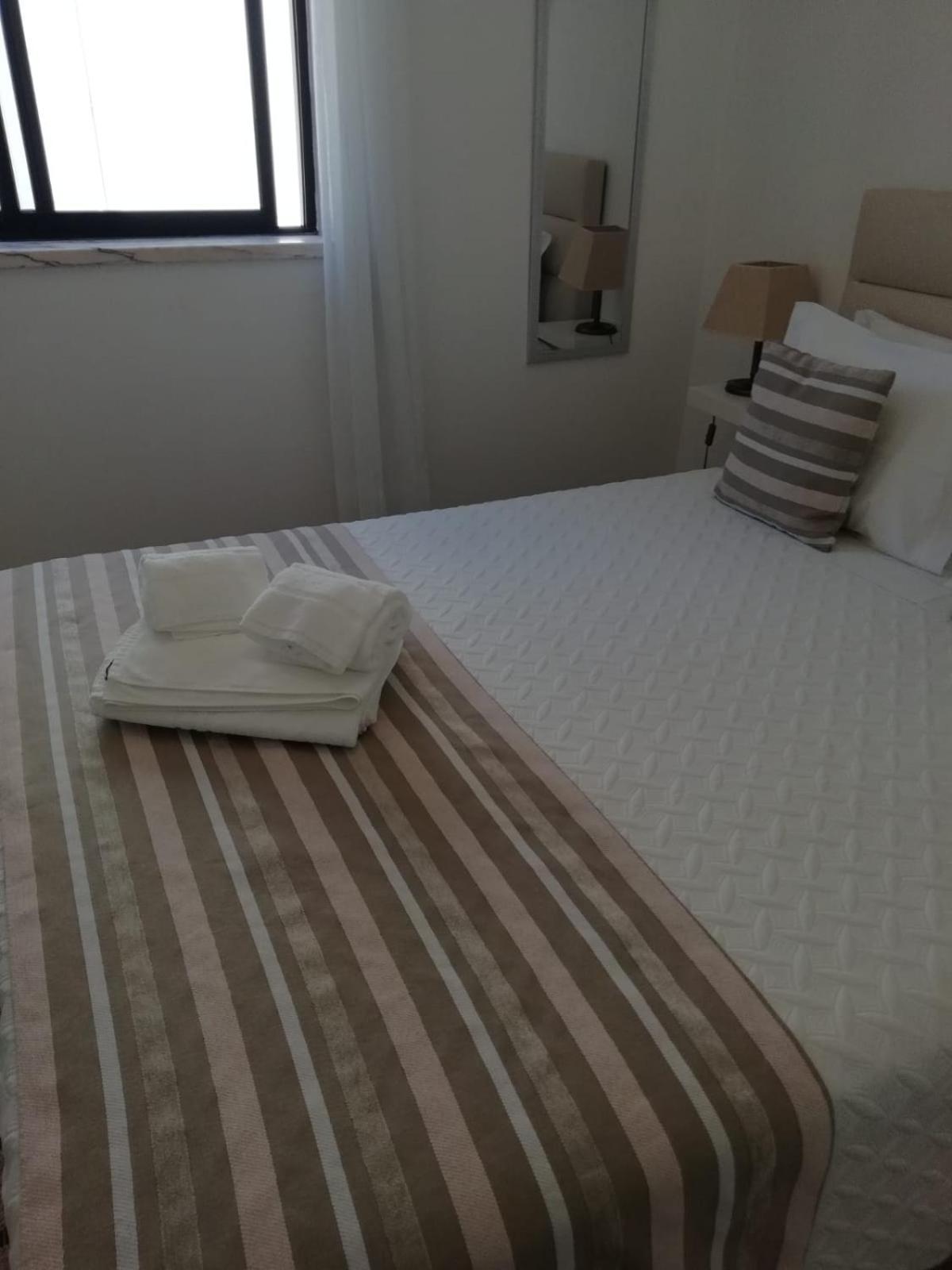 Olhos D'Agua - Penthouse Apartment นาซาเร ภายนอก รูปภาพ